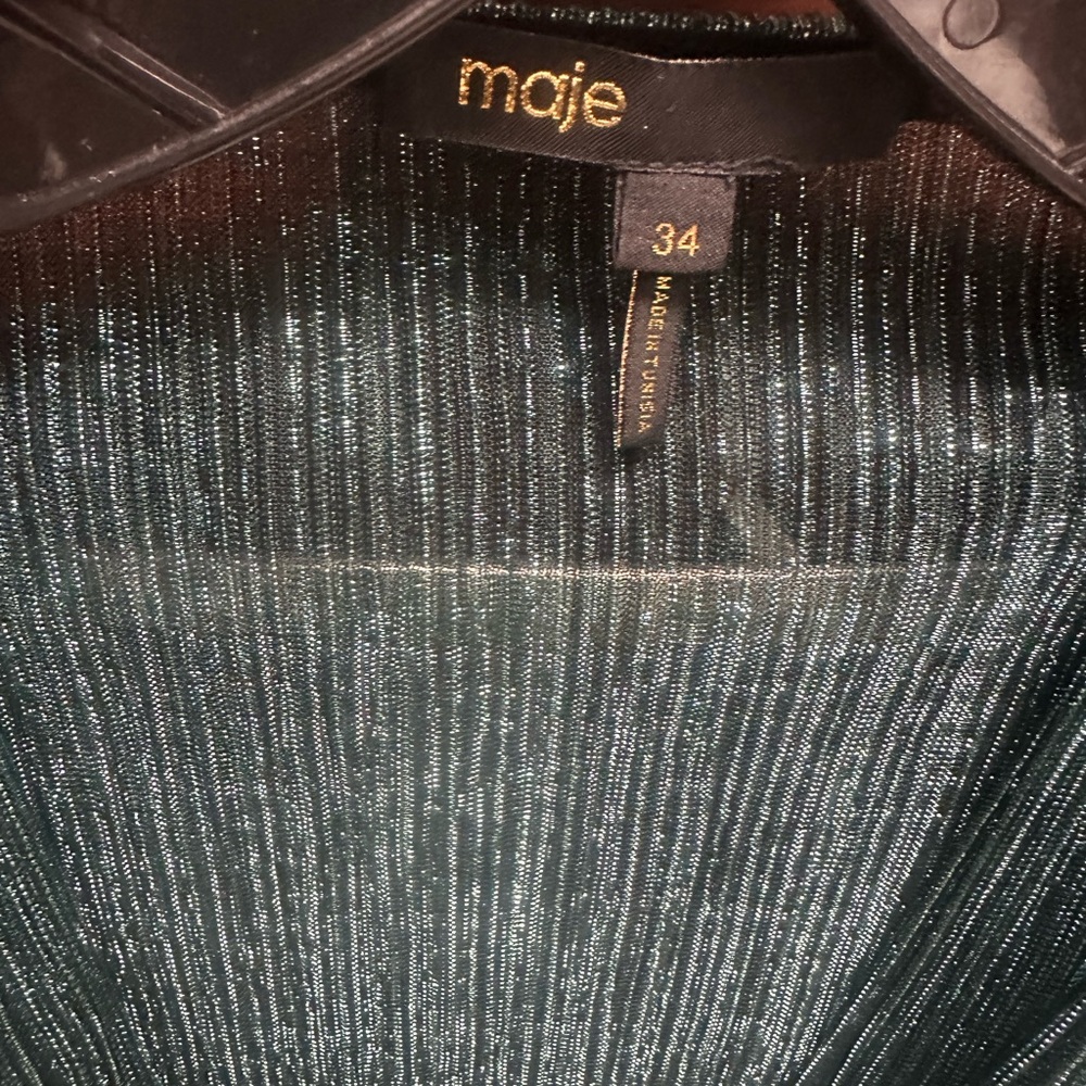 Elegant Green Pleated Dress - Picture 3 of 5